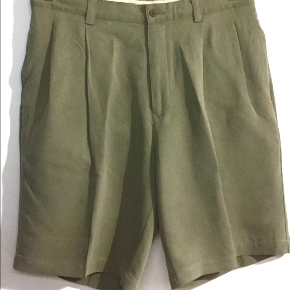 Tommy Bahama Mens Shorts Size 35 Silk Pleated
